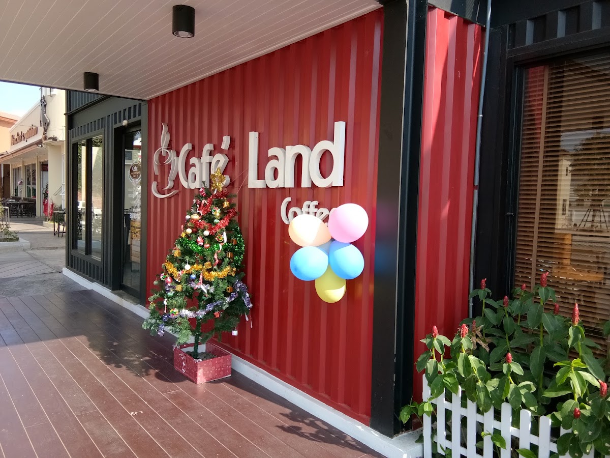 Cafe' Land Coffee