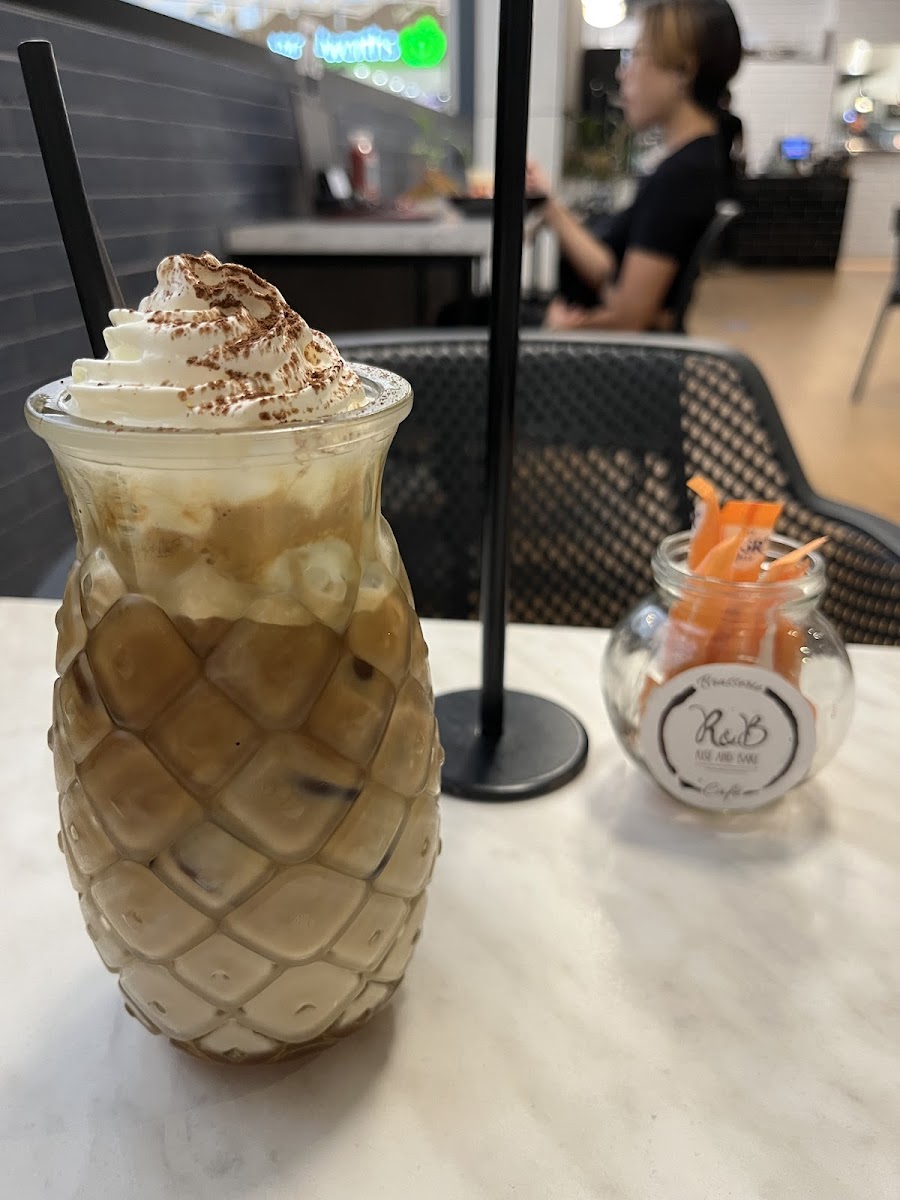 Rise and Bake Brasserie - 8