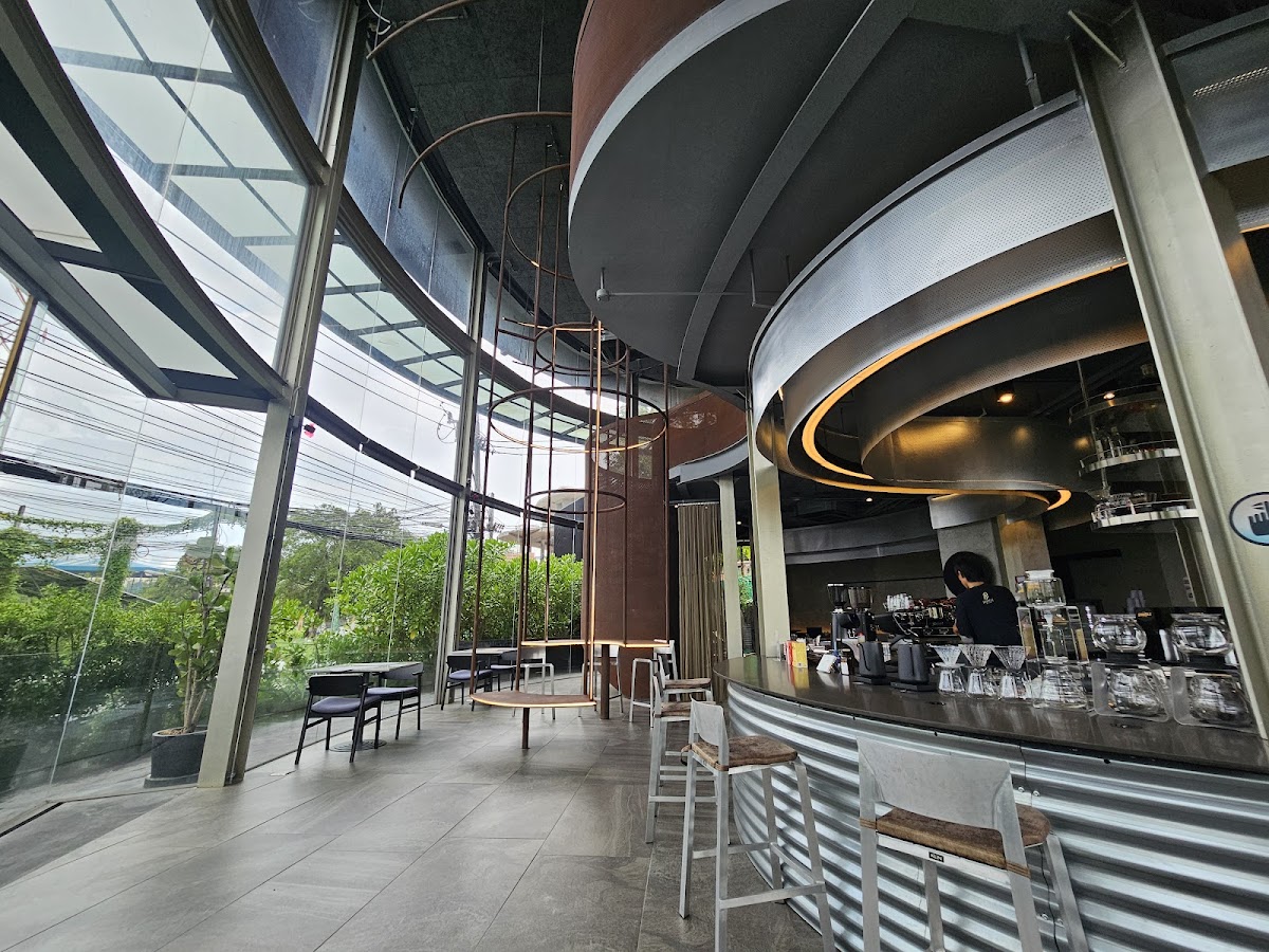 Shuffle Cafe & bistro