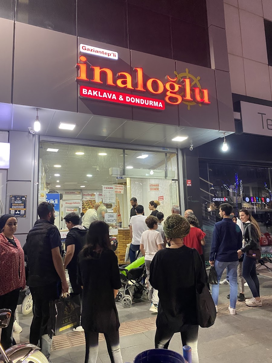 Inaloglu Baklava & Dondurma