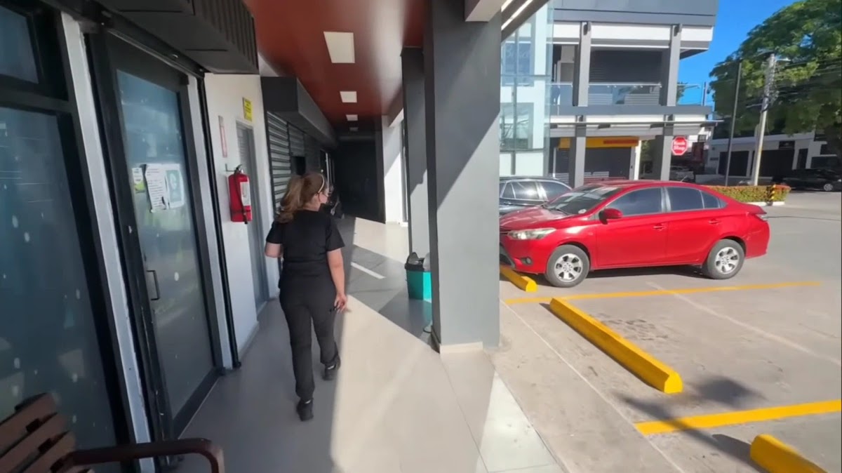 Cafeteria El Mana - 2