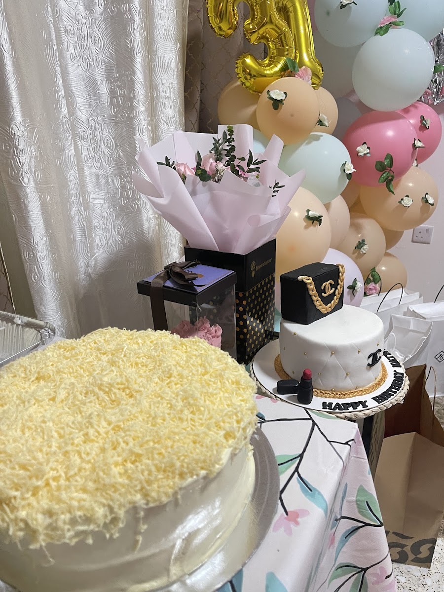 Maria Paz Pastry and Cafe - 9