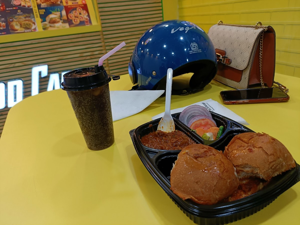 Puchkaman - Street Food Cafe - 4