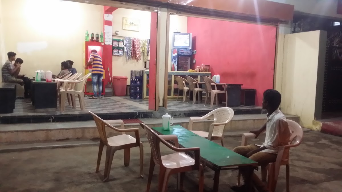 Cafe Sahara Hills - 6