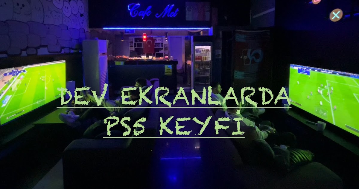 CAFE MET PLAYSTATİON - 10