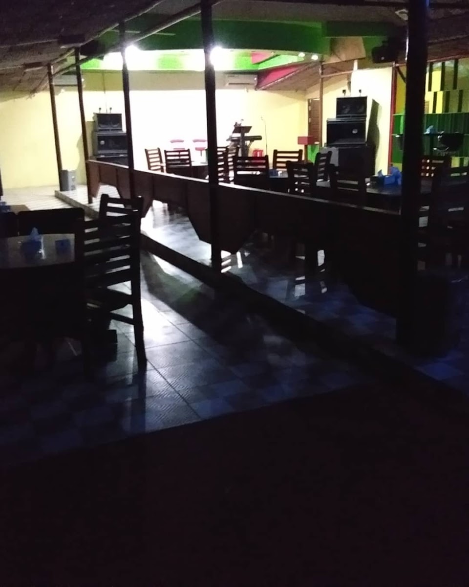 Sms Cafe & Resto - 2