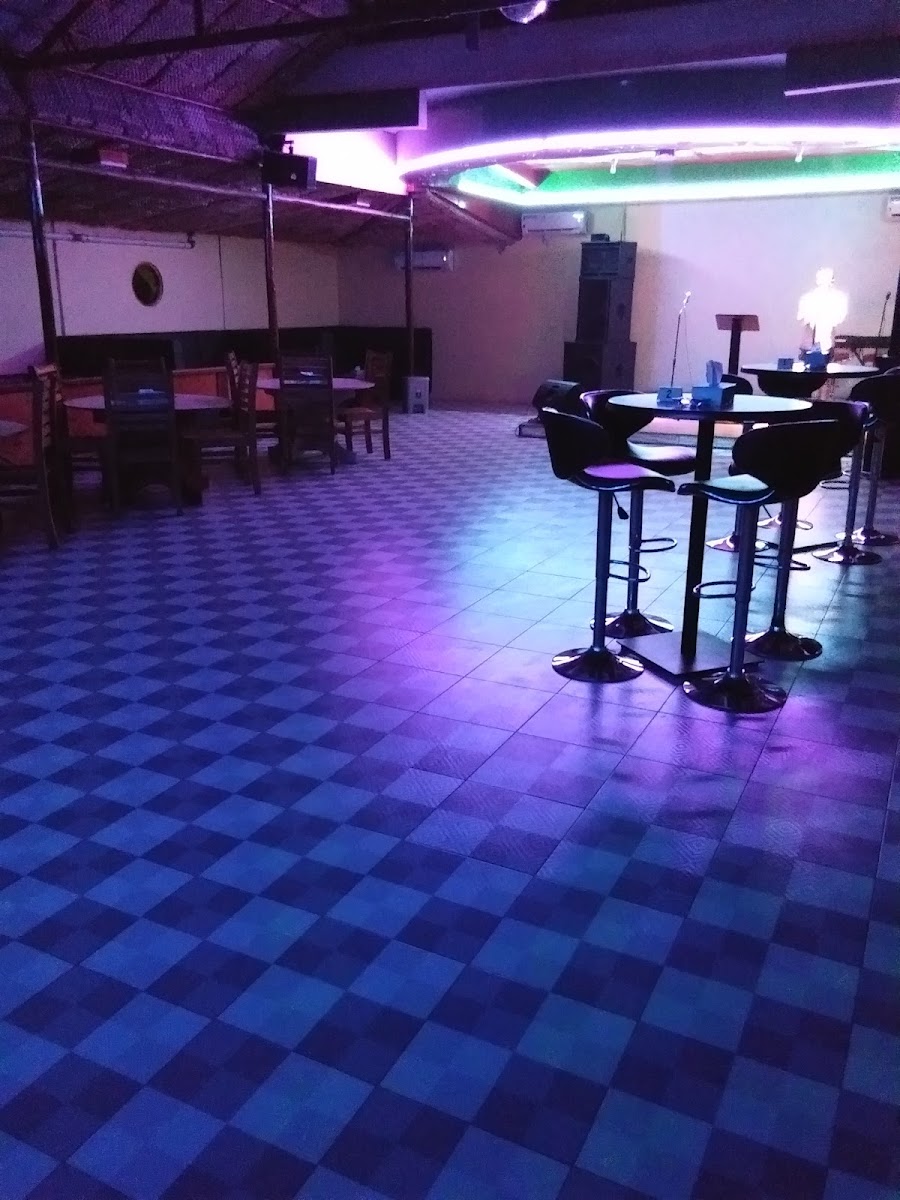 Sms Cafe & Resto - 3