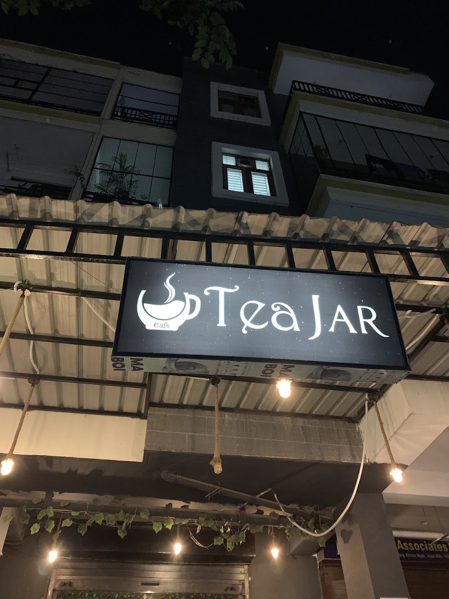 Tea jar cafe - 4