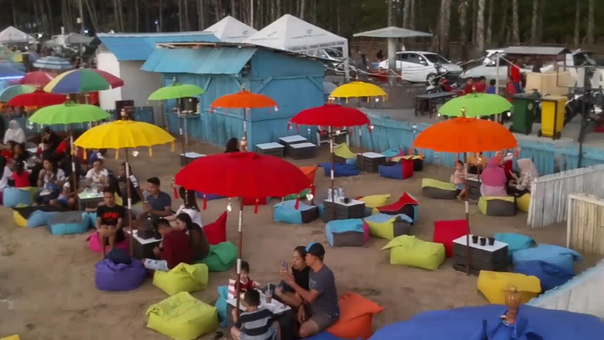 Tristan Beach Cafe - 2