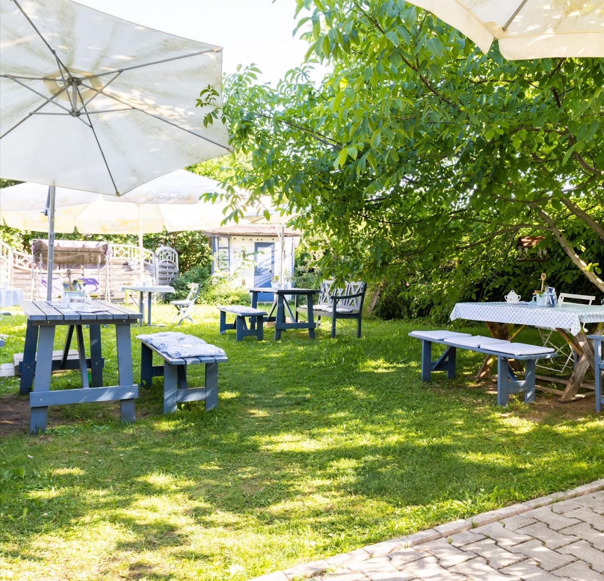 Kleines Keller Café