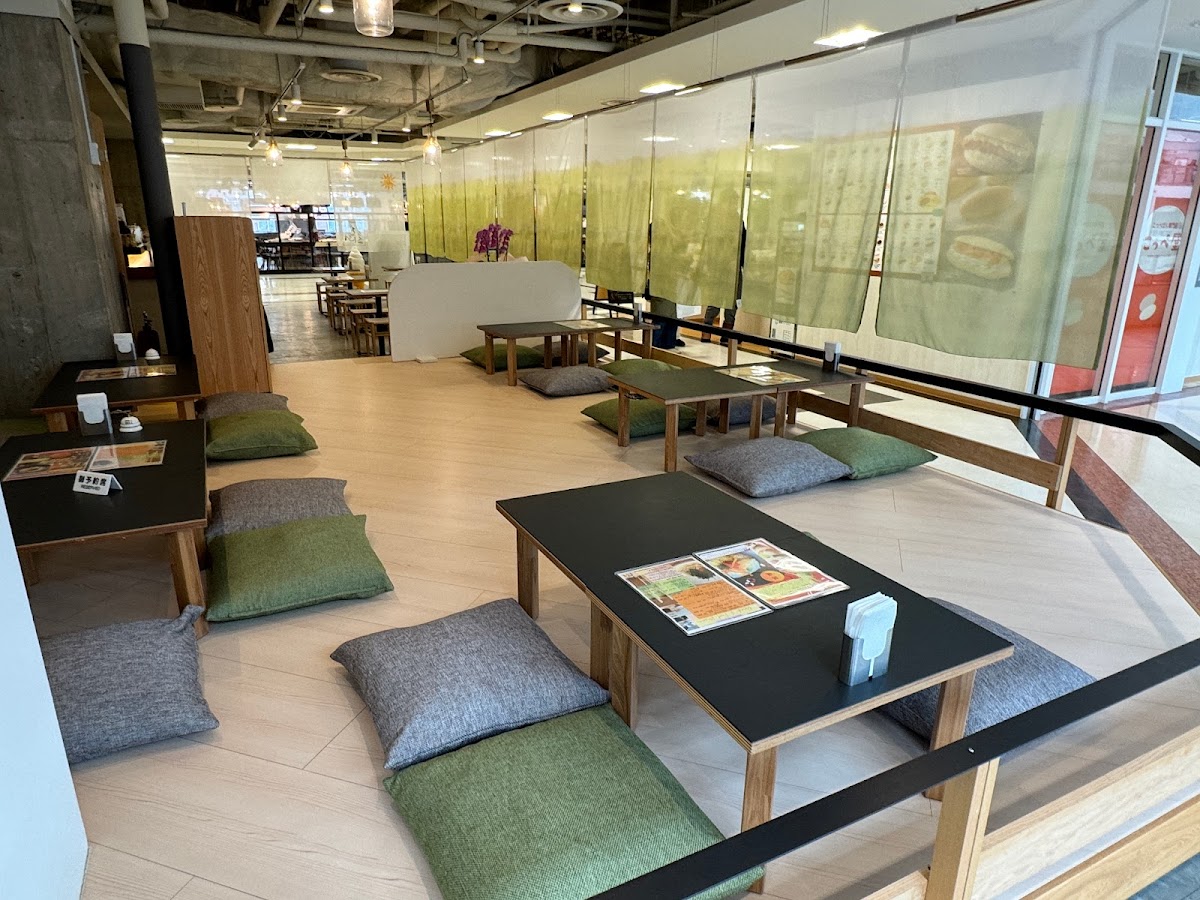 Milk Cafe みるくsan サッポロファクトリー店