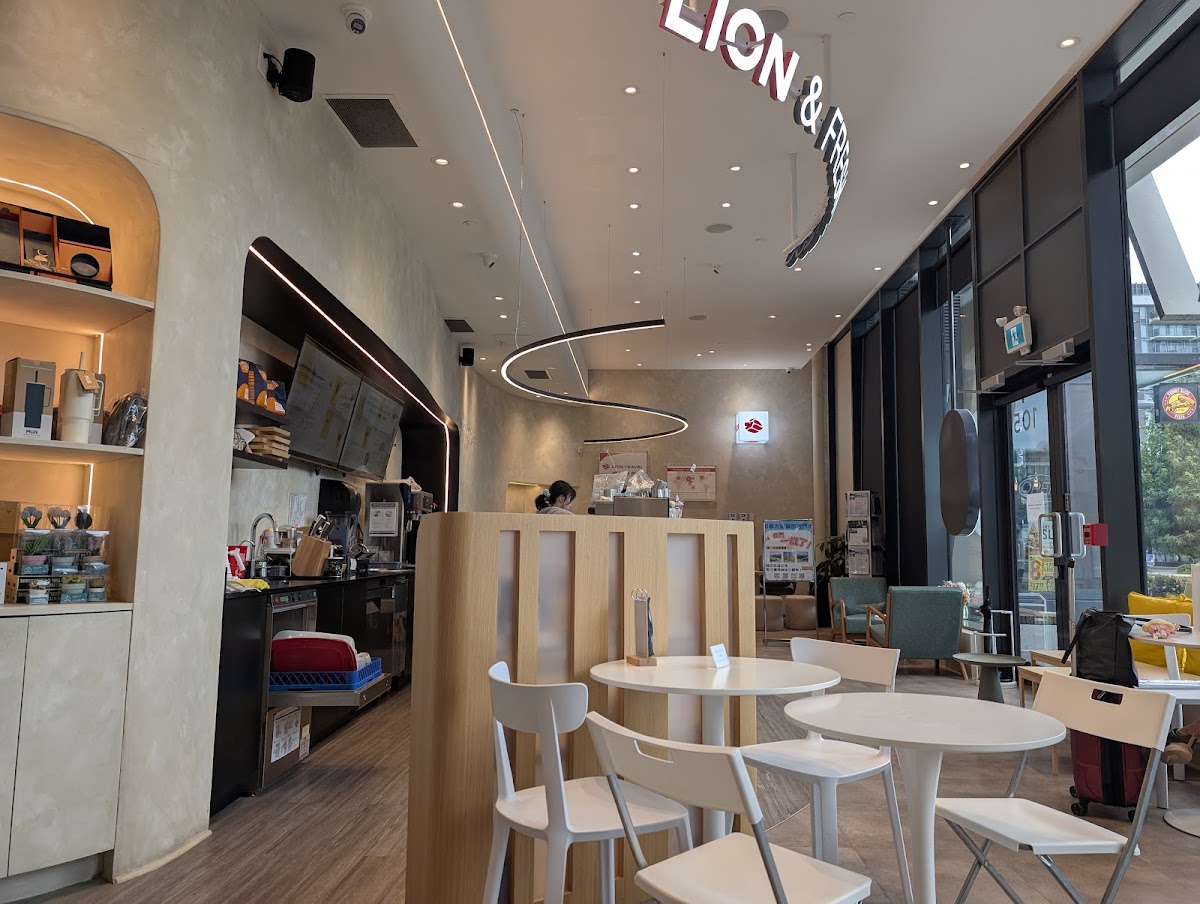 Fresh Press Coffee Bar - Paramount Location