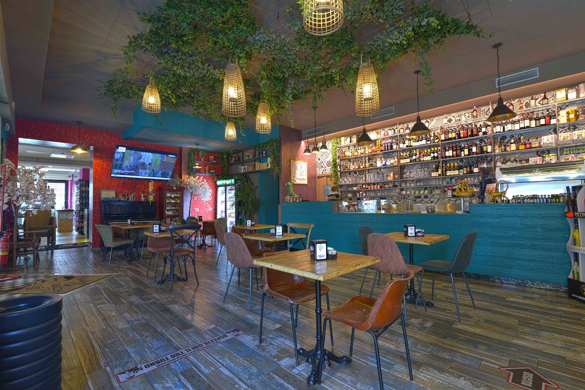 Privilege Cafe/Tabacchi