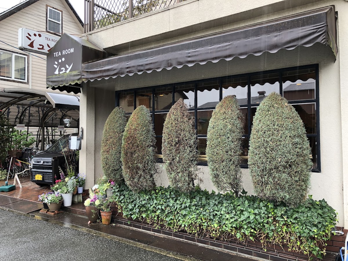 Tea Room Jun