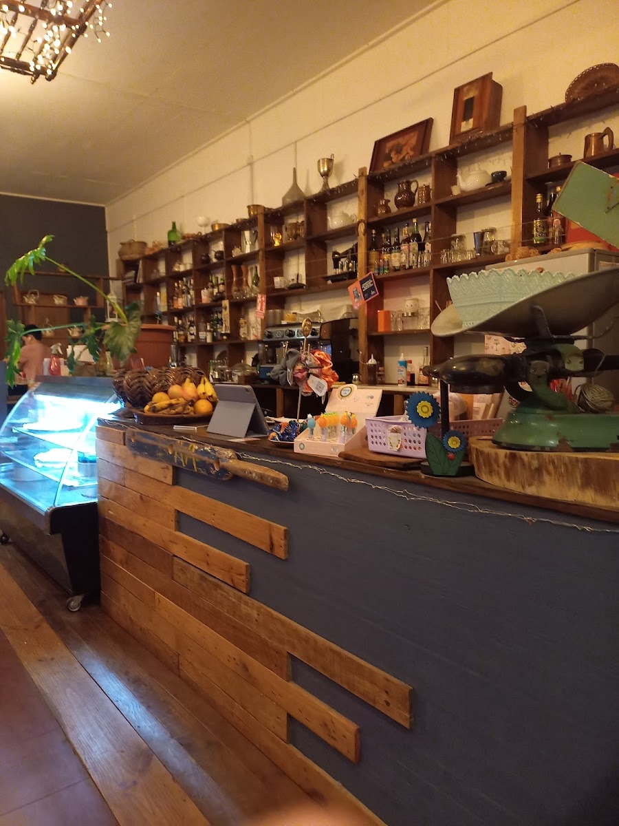 LA ROSA CAFETERIA Y RESTO-BAR