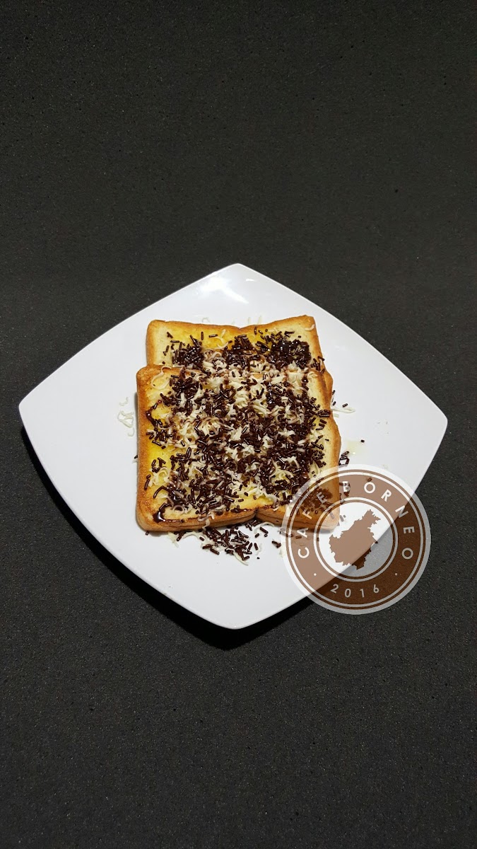 Cafe Borneo Magetan - 9