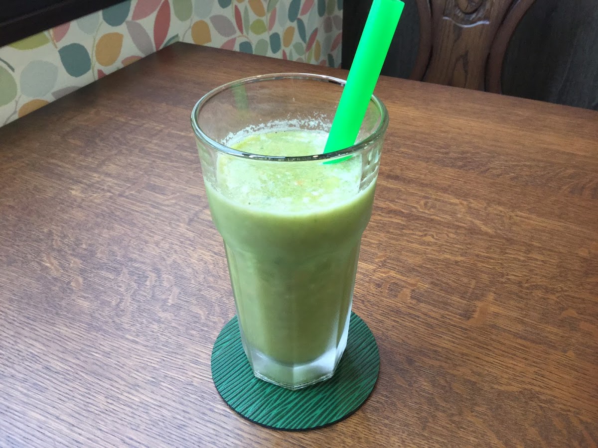 オウムのカフェ FREAK - 3