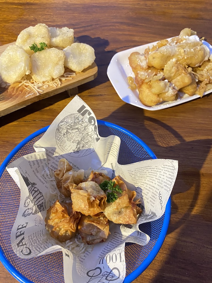 Looji Cafe & Eatery - 3