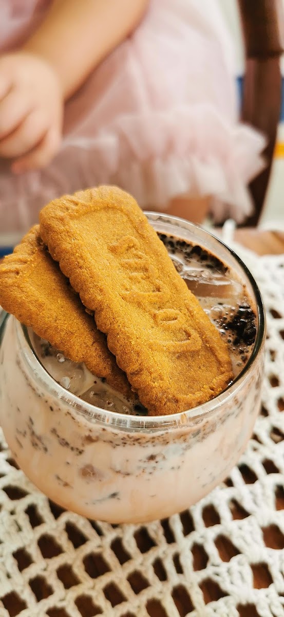 Looji Cafe & Eatery - 5