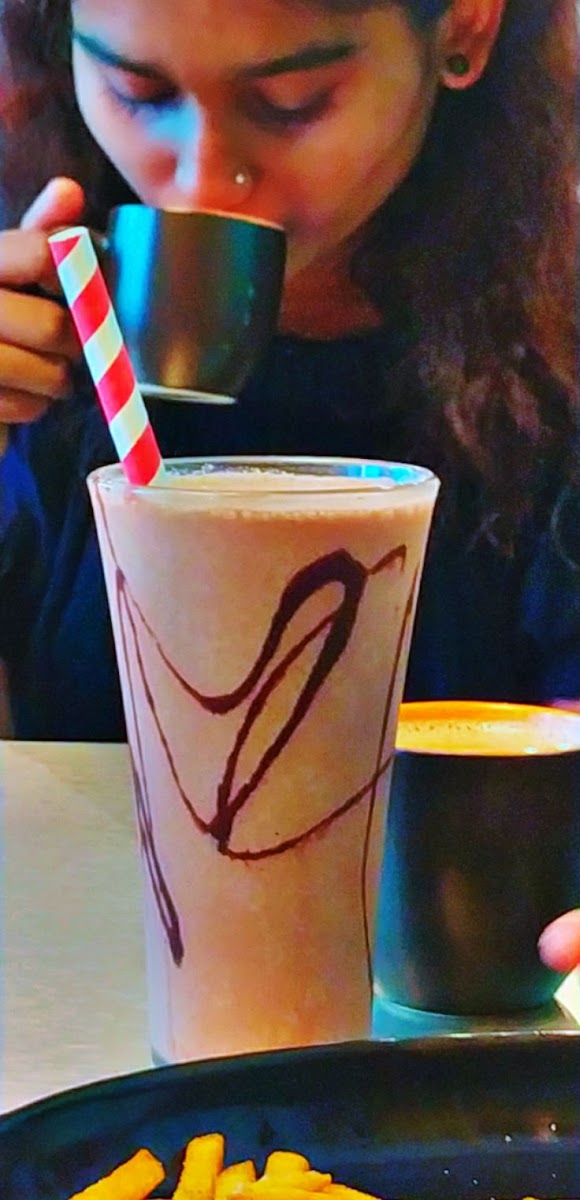 Cafe Cream Corner - 9