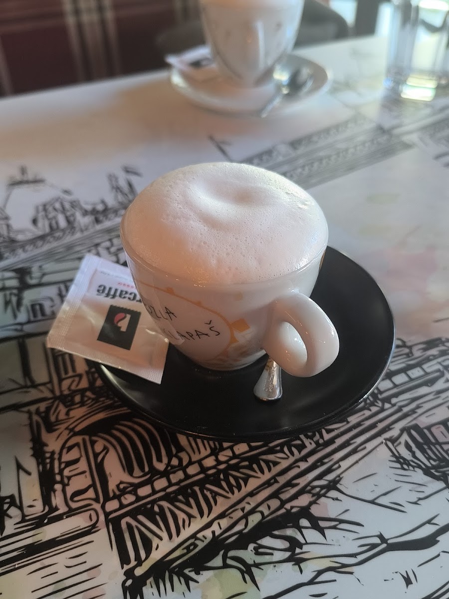 Sherlock Caffe Bar - 9