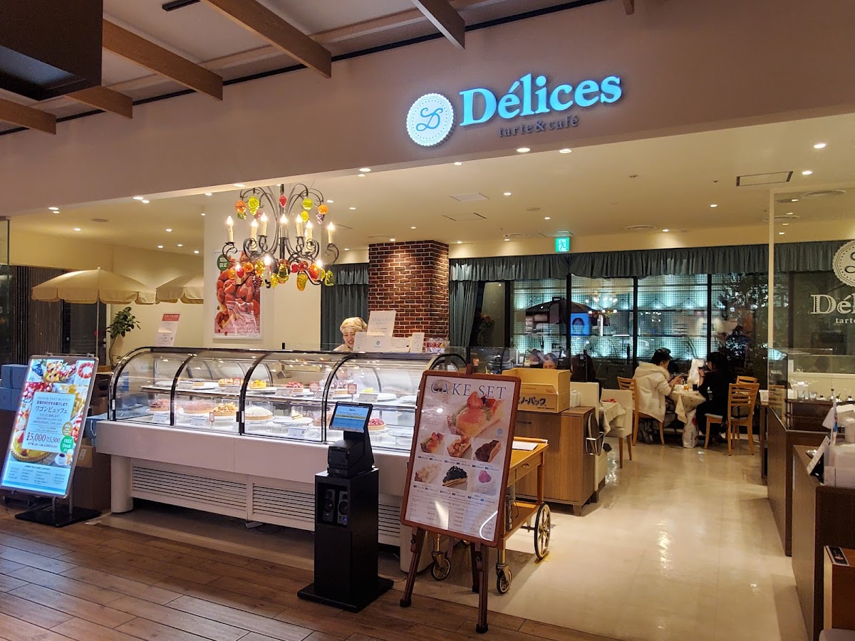 Delices tarte&cafe in Daimaru Shinsaibashi