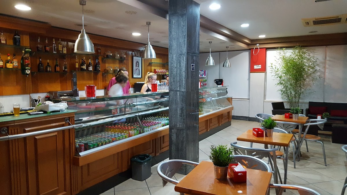 Café Pastelaria O Repuxo