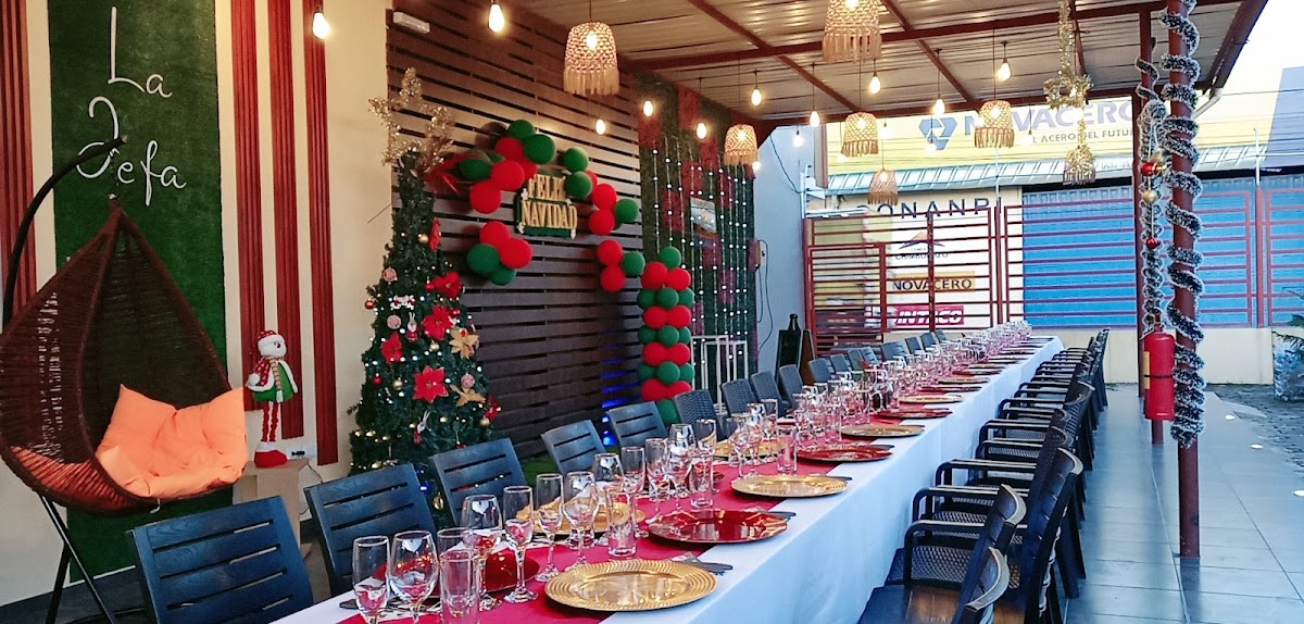 Bar Cafetería “LA JEFA”