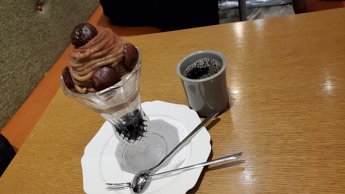 Futaba Fruits Parlor - 7