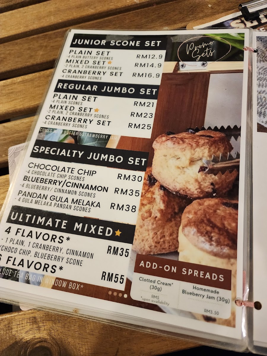 Krate Cafe and Creative Space - 5