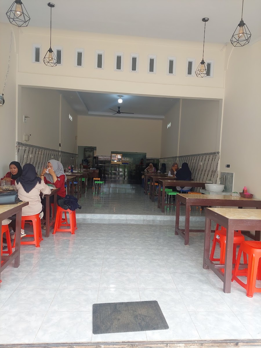 Warung Makan Jira ( Mie Pedas Gila )