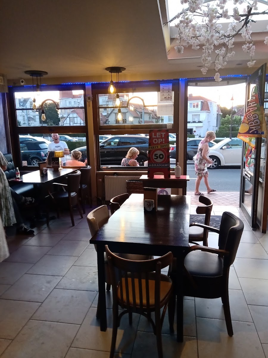 Cafe Genieten En Meer