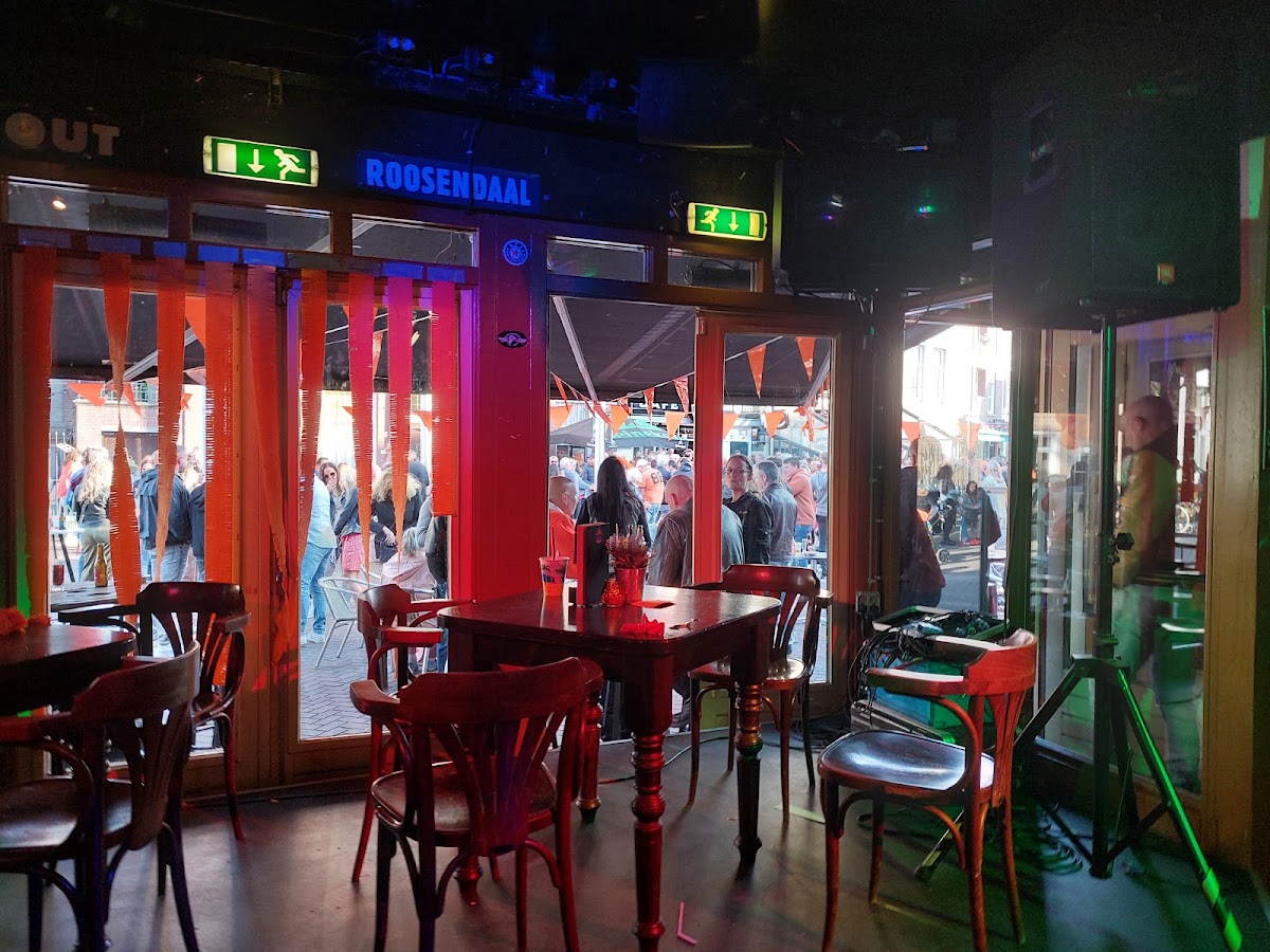 Time Out Café B.V. - 5