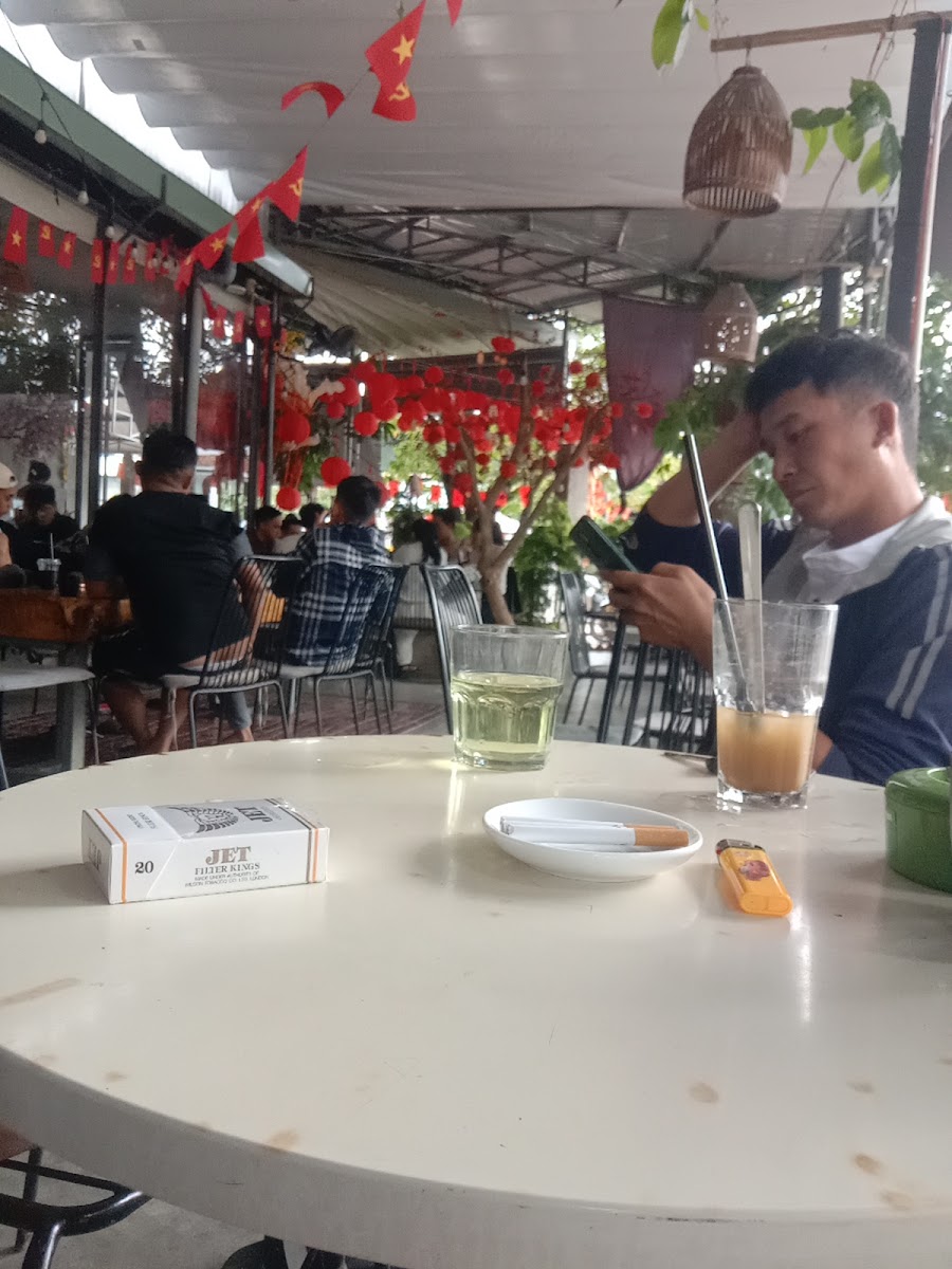 LÀ NHÀ CÀ PHÊ - 3