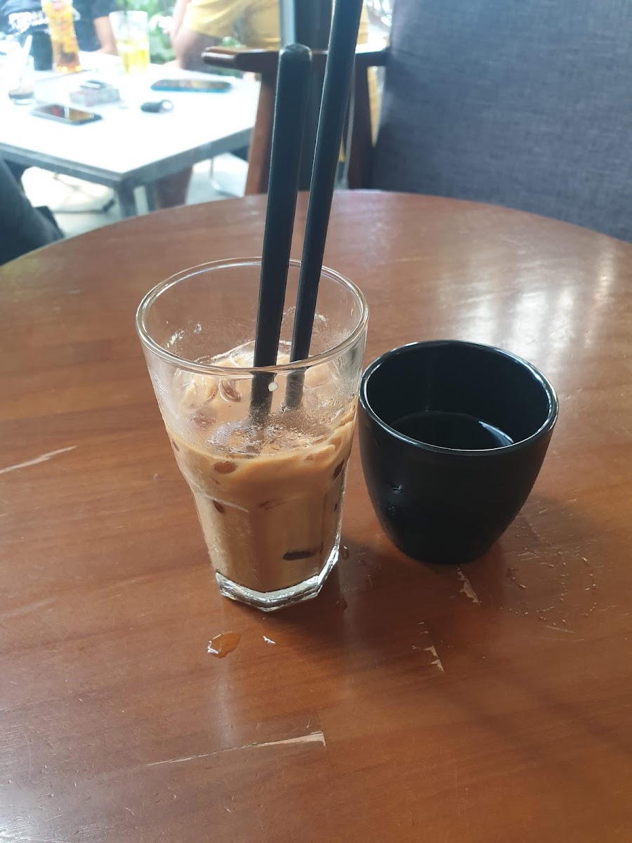 LÀ NHÀ CÀ PHÊ - 6