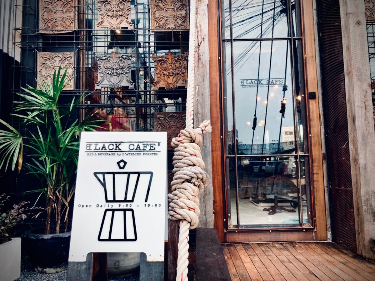 BLACK CAFE Phuket