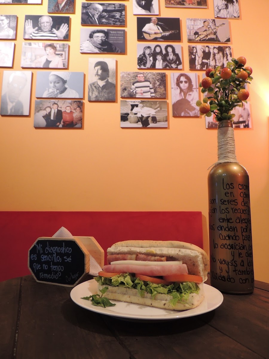 Cronopios Cafe con Letras - 8