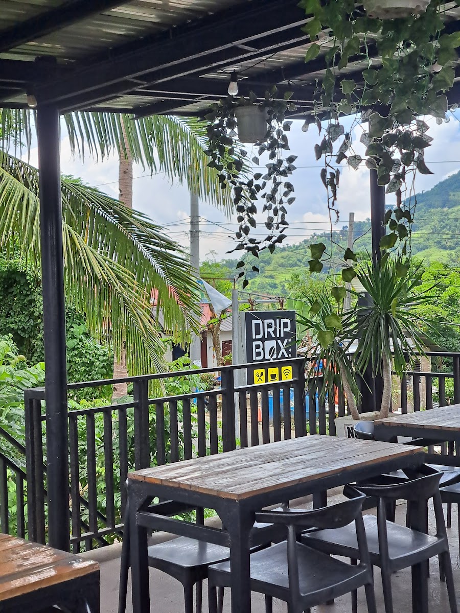 Dripbox Cafe