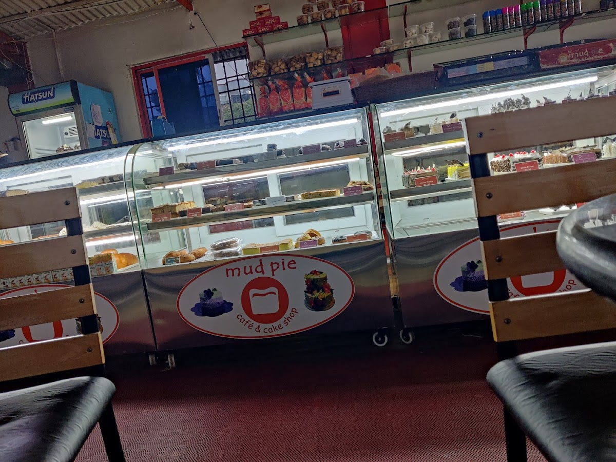 Mud Pie Cake Shop And Cafe - 3