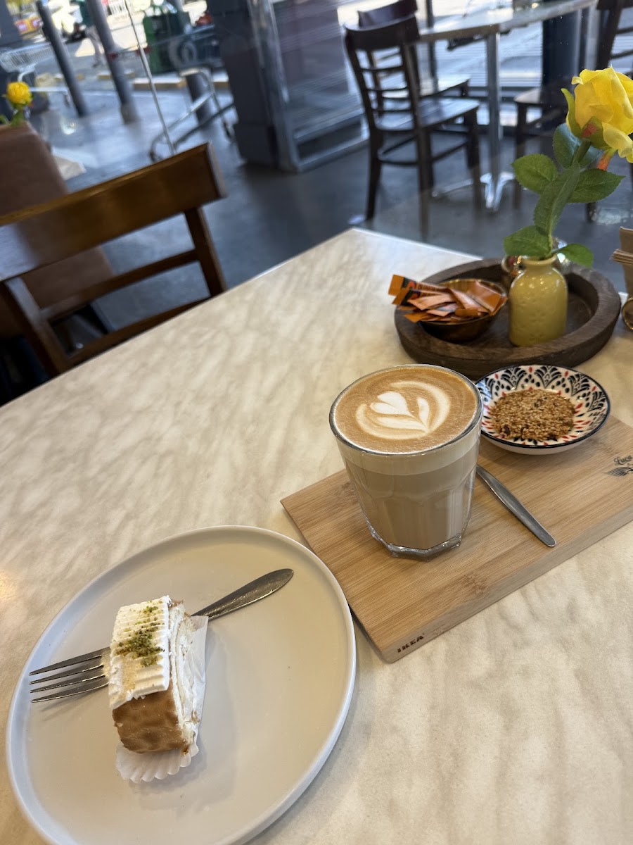 Luca Cafe & Grocery - 4