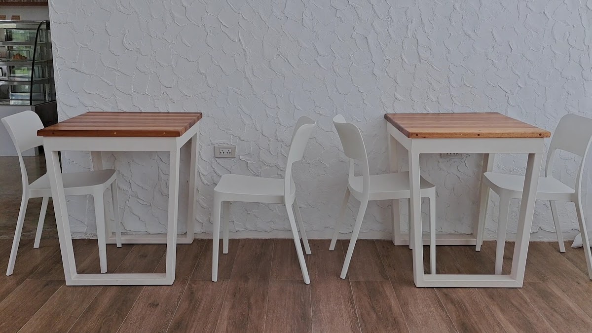 nnii’s cafe hdy - 2