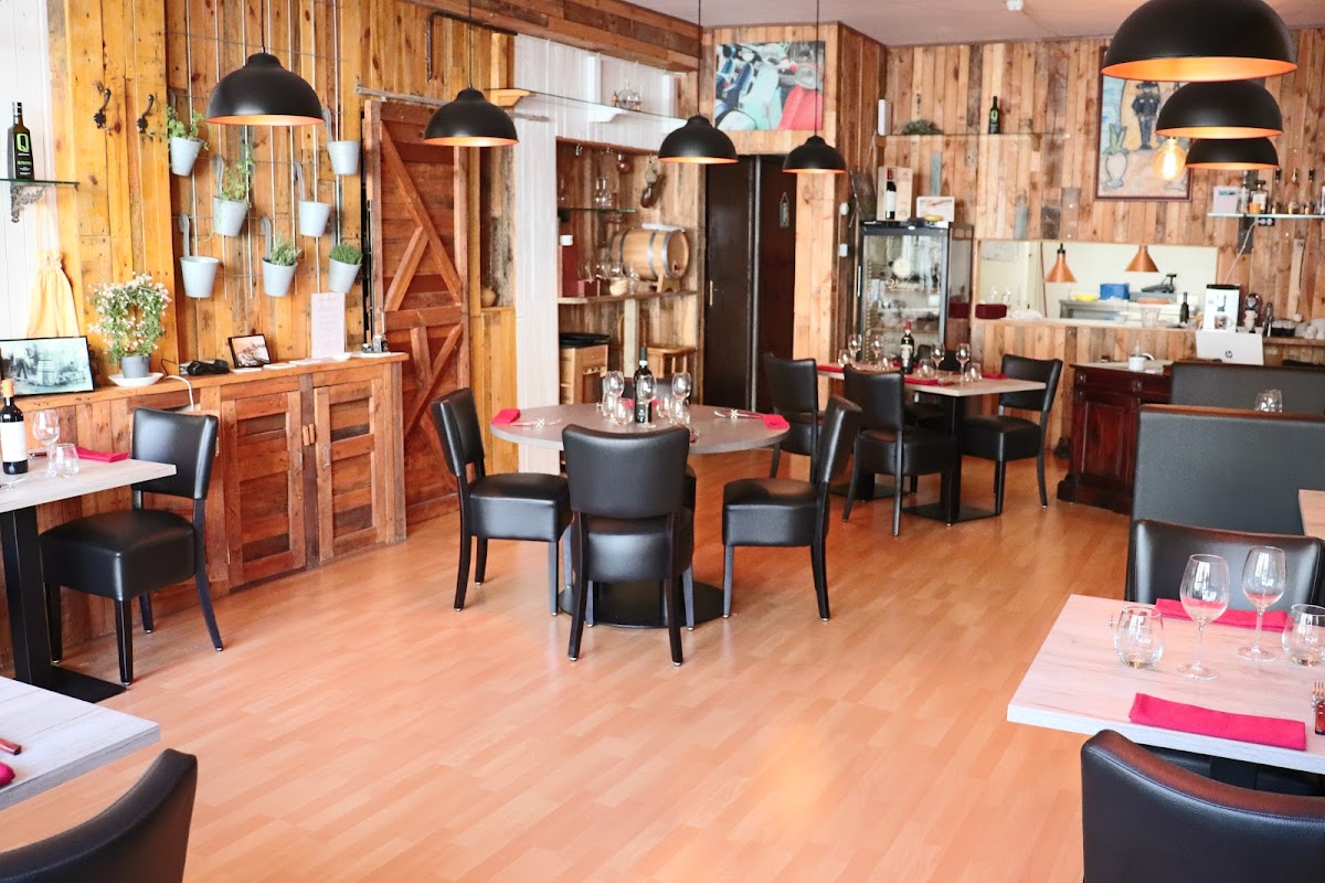 Lo Sfizio - The Authentic Italian Cafe & Lunch