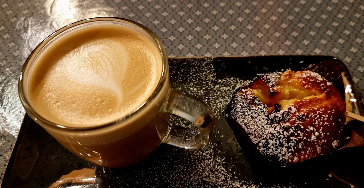 The Keep Coffee Shop - 8