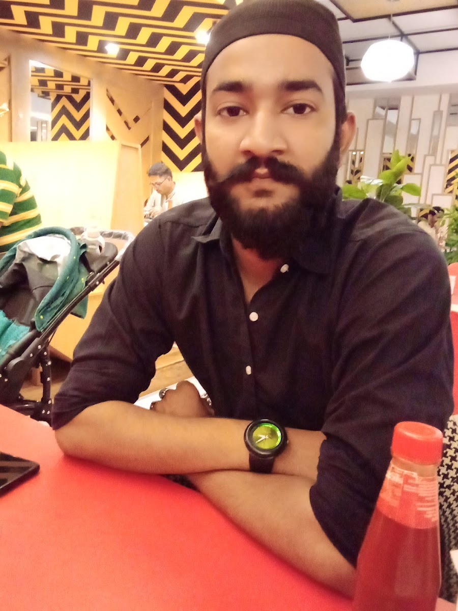 Pixel Internet Cafe - 2