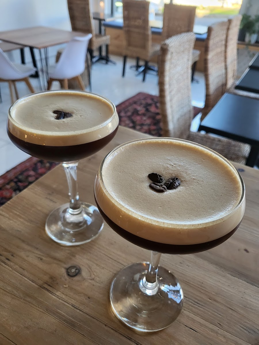 Paolo's Cafe and Aperitivo Bar - 10