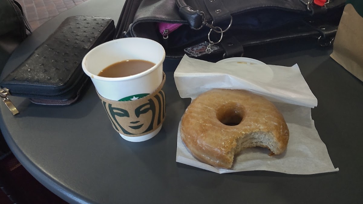 Starbucks Coffee - Juntendo University Hospital - 9