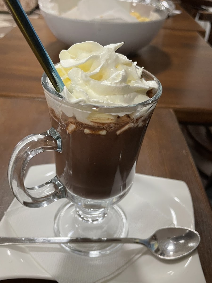 Fületlen Bögre Kávézó