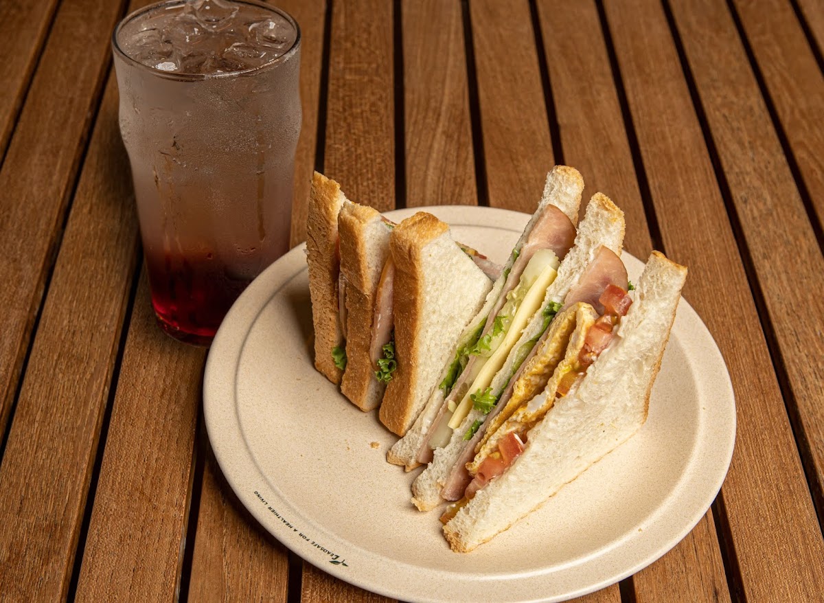 Mayland Coffee House - 4