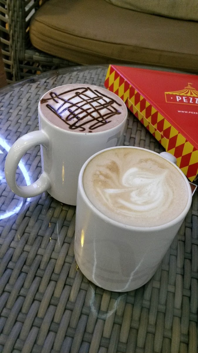 Mayland Coffee House - 7