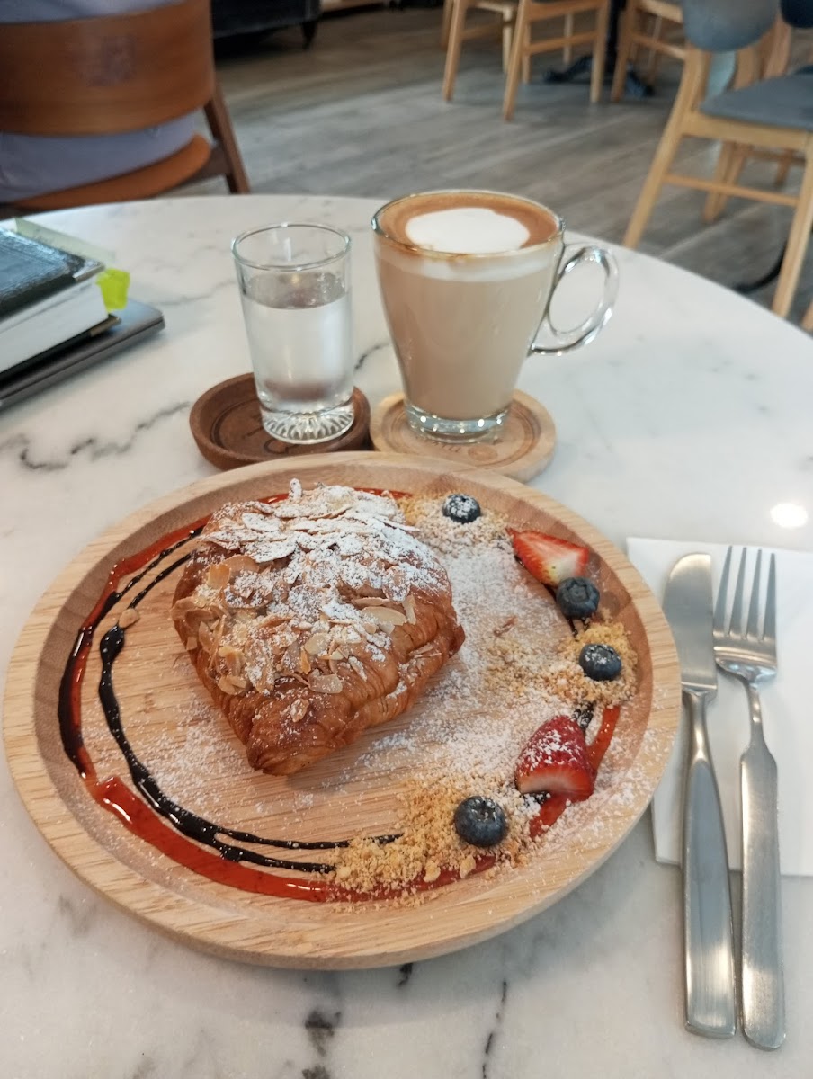 Twin Beans COFFEE CO. - 6